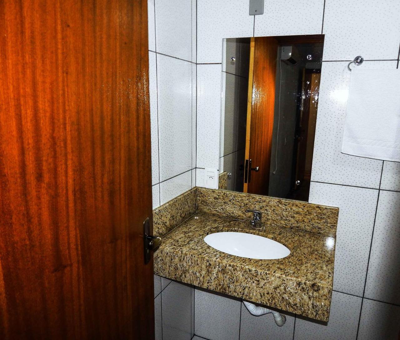 Gramado Suites Residence Possui 5 Quartos E 5 Banheiros מראה חיצוני תמונה